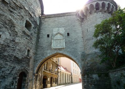 Tallinn Sehenswürdigkeiten an einem Tag Reiseführer Tipps: Trete ein und lass uns Tallinns historische Altstadt erkunden