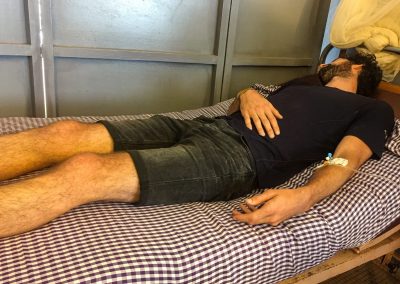 Krank nach der Reise: Westafrika-Augenöffner Backpacking Elfenbeinküste Ghana Togo Benin: Meine tägliche Infusion im Krankenhaus - Medikamente werden selten für zuhause verschrieben