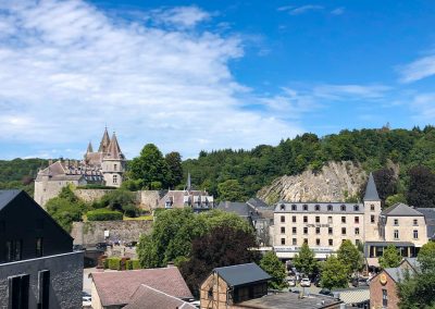 Wallonien Belgien Rundreise Route Sehenswürdigkeiten Tipps: Schloss und Altstadt von Durbuy