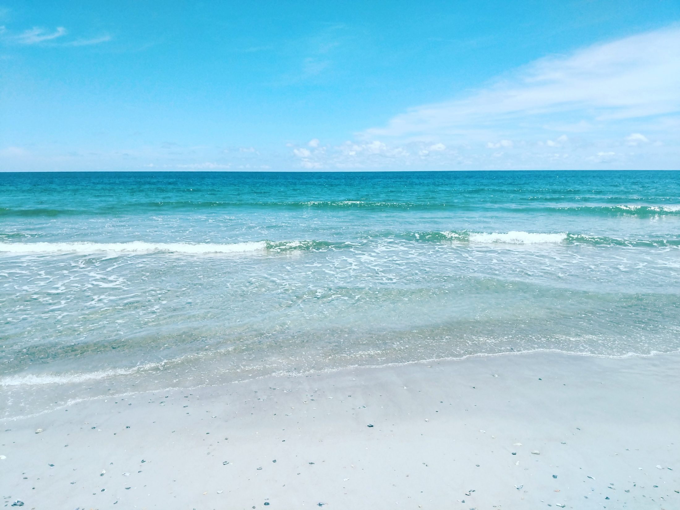 Bei einem Roadtrip in Florida erwarten dich traumhafte Strände wie hier in der Nähe von Fernandina