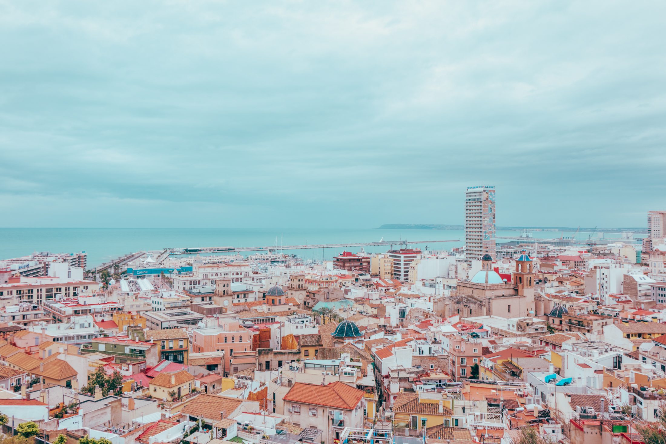 Alicante ist ein tolles Ziel für eine Spanien Rundreise mit dem Auto