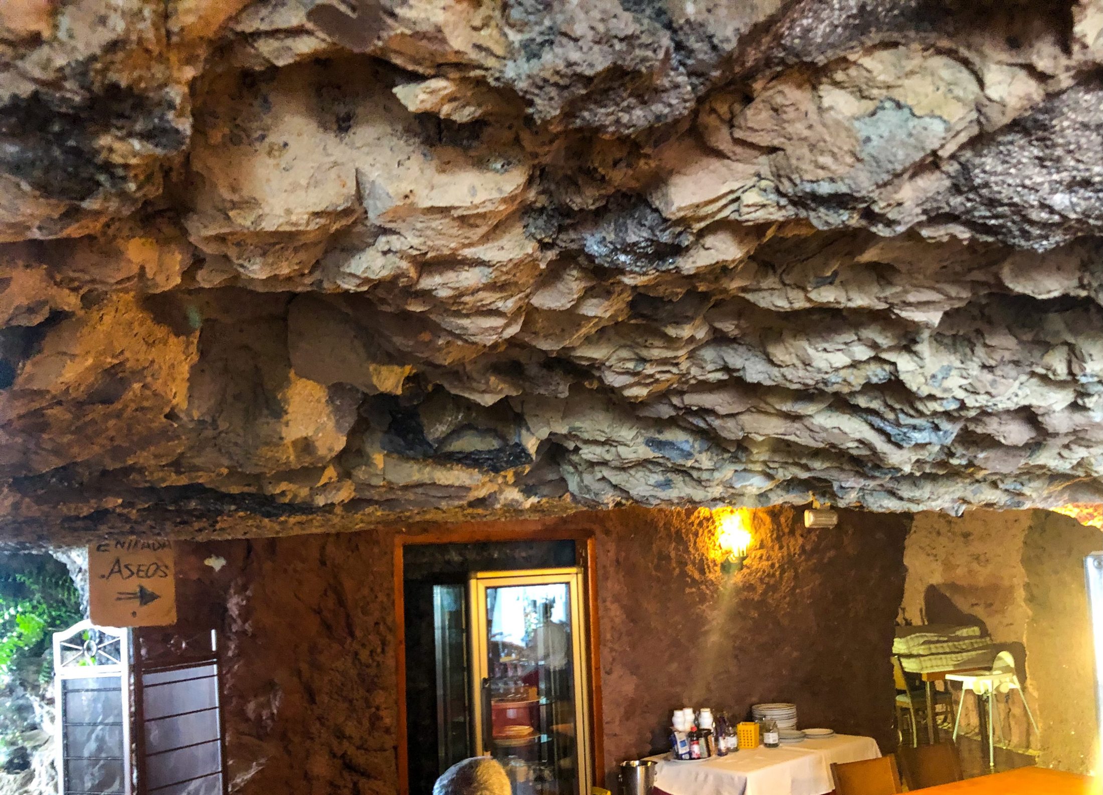 In den Höhlen von Artenara gibt es sogar Restaurants