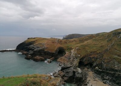 Der Strand der Merlins Grotte