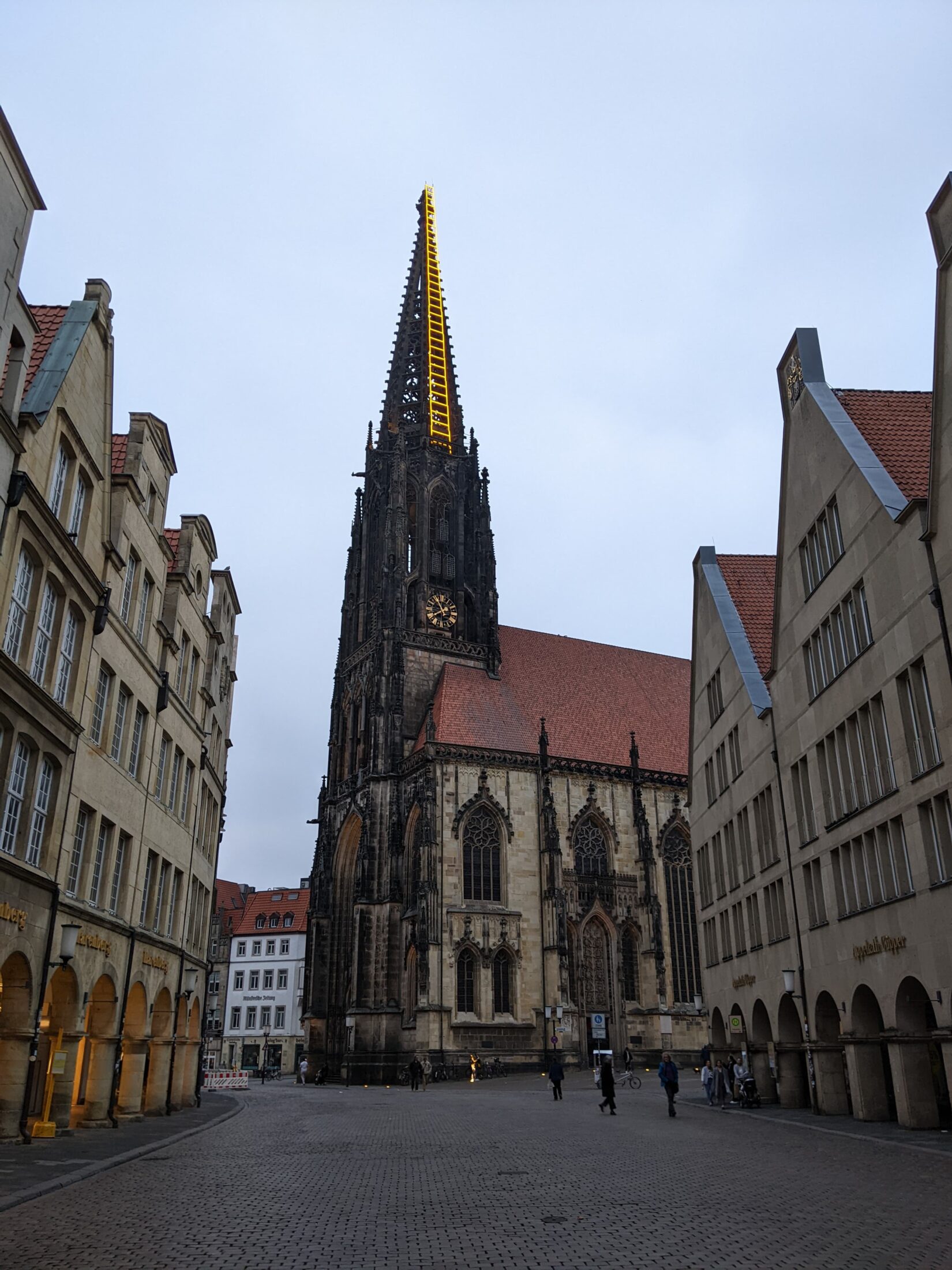 St.-Lamberti-Kirche mit Himmelsleiter