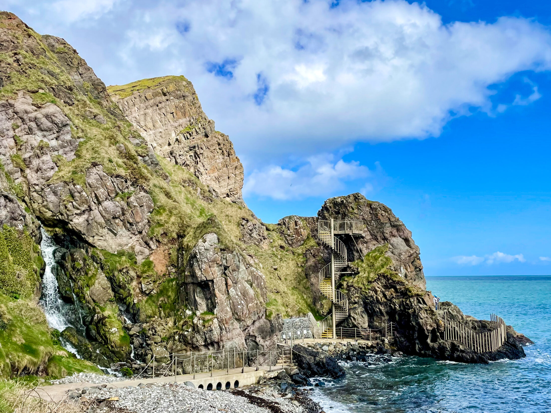 Eingang zum wilden Gobbins Cliff Path